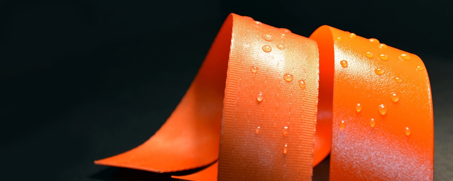Image of types of dog collars and the material.